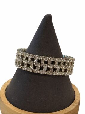 Vintage Monet Silver Tone Rhinestone Geometric S Or 5 Link Stretch Bracelet